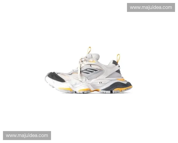 运动鞋底设计创新探索：提升舒适度与功能性的多维度研究与发展